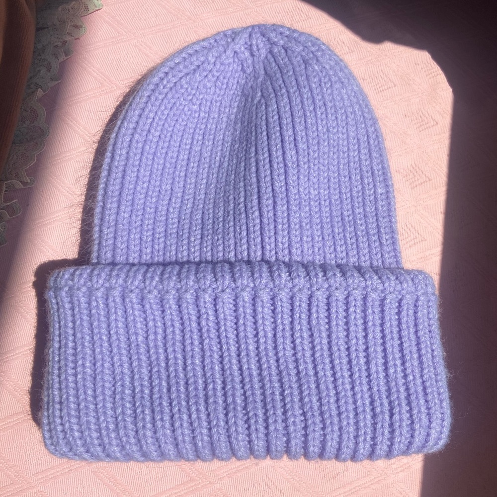 Dressed in LALA Grunge Chic Beanie Lilac- thick chunky knit lavender purple
